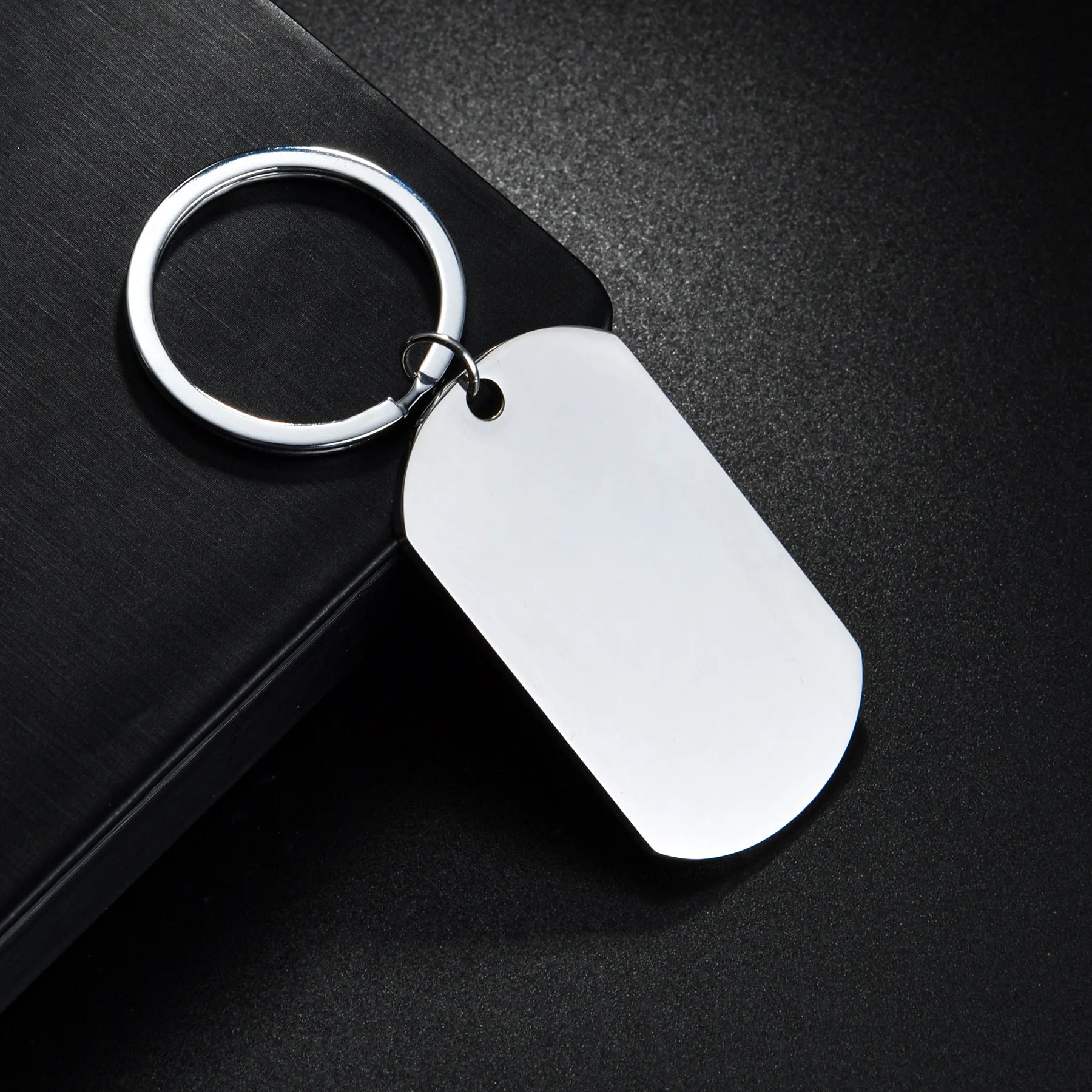Porte-clés plaque militaire personnalisable – Finition Mat ou Brillant